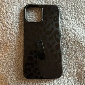 Black leopard iPhone 12 Pro Max loopy
